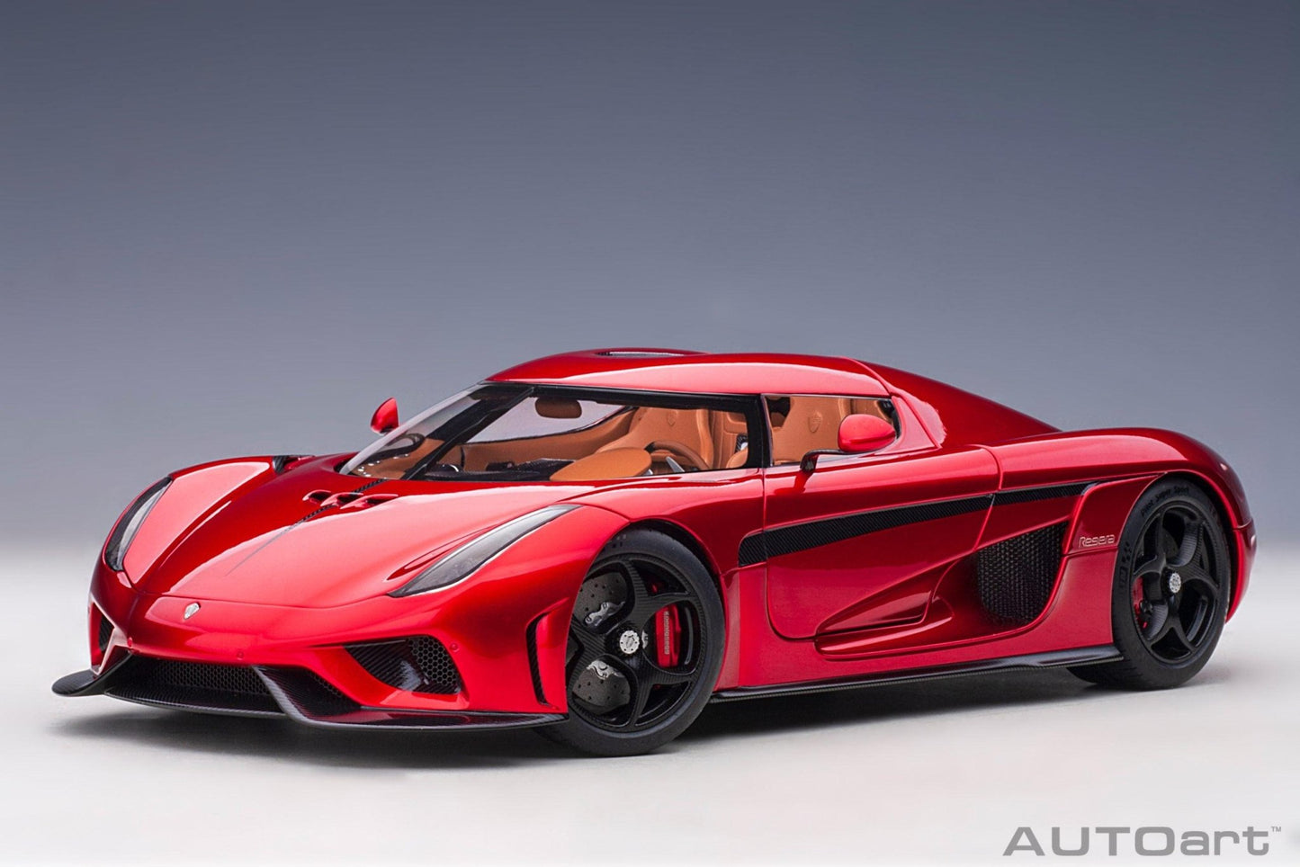 AutoArt Koenigsegg Regera - Candy Red 1:18 Modell - Artexio