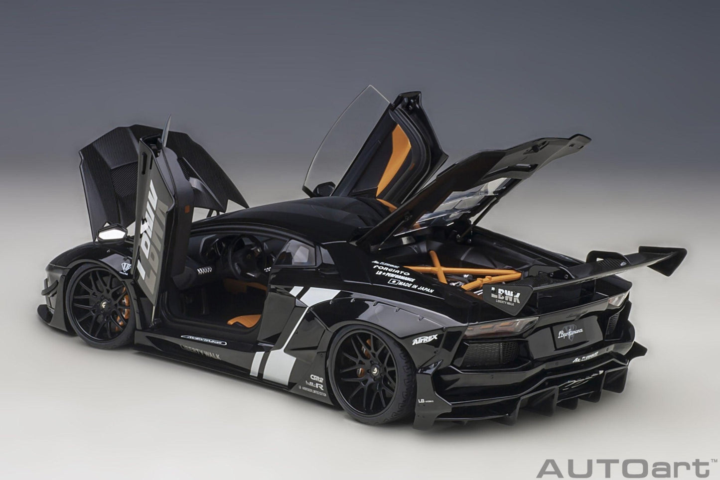 AutoArt Lamborghini Aventador Liberty Walk LB - Works Limited Edition - LBWK Livery 1:18 Modell - Artexio