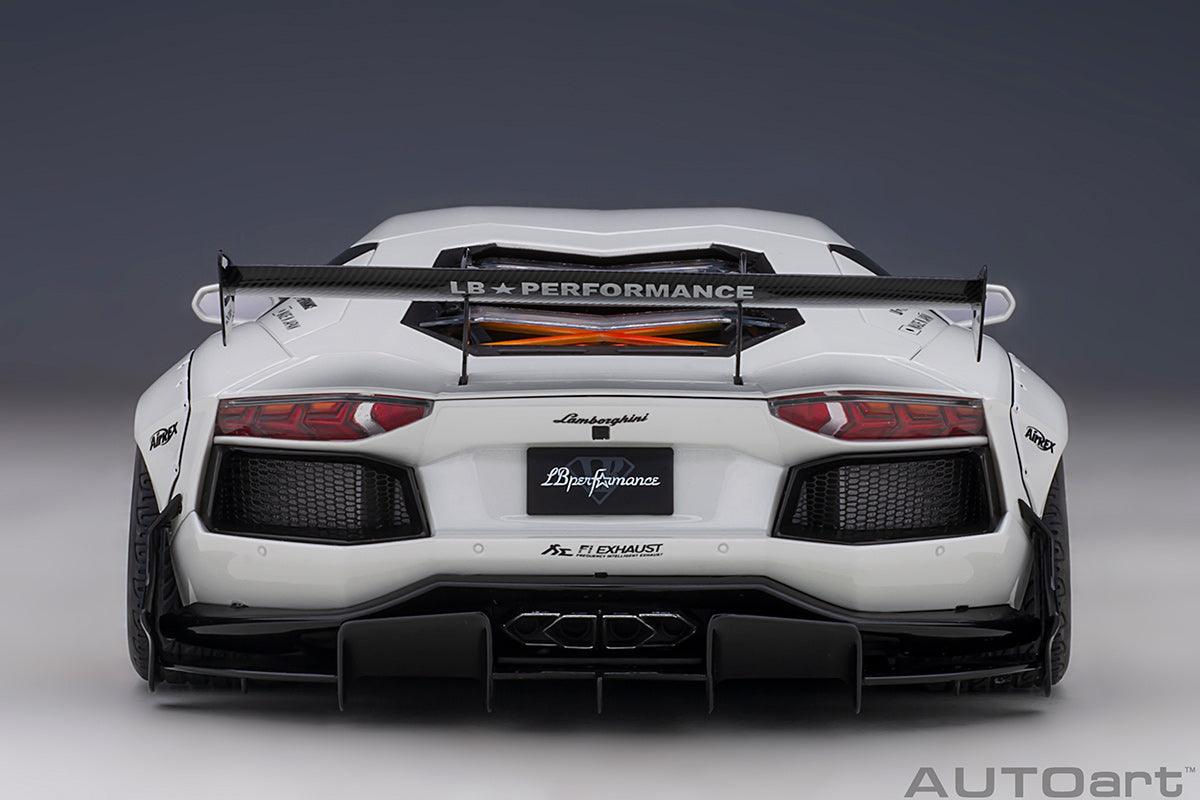 AutoArt Lamborghini Aventador Liberty Walk LB - Works Limited Edition - Metallic White 1:18 Modell - Artexio