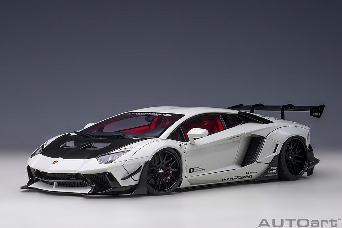 AutoArt Lamborghini Aventador Liberty Walk LB - Works Limited Edition - Metallic White 1:18 Modell - Artexio