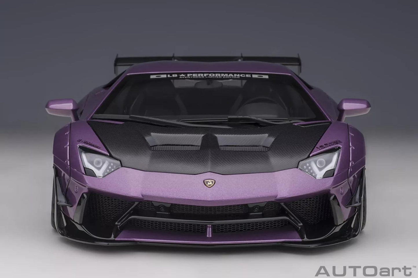 AutoArt Lamborghini Aventador Liberty Walk LB - Works Limited Edition - Viola SE30 1:18 Modell