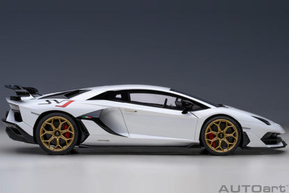 AutoArt Lamborghini Aventador SVJ - Bianco Asopo 1:18 Modell - Artexio