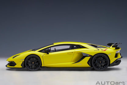 AutoArt Lamborghini Aventador SVJ - Giallo Tenerife 1:18 Modell - Artexio