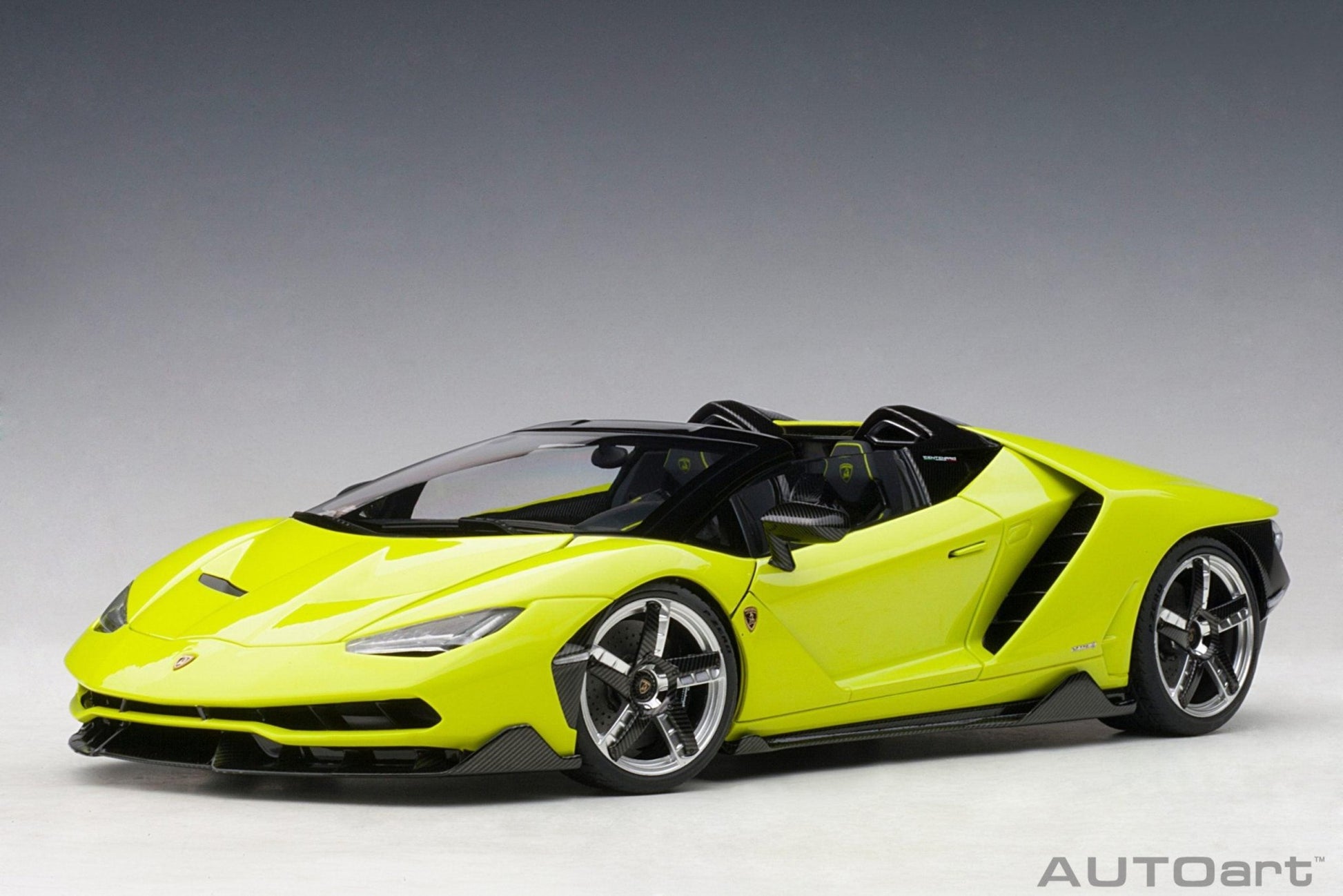 AutoArt Lamborghini Centenario Roadster - Verde Scandal/Solid Light Green 1:18 Modell - Artexio