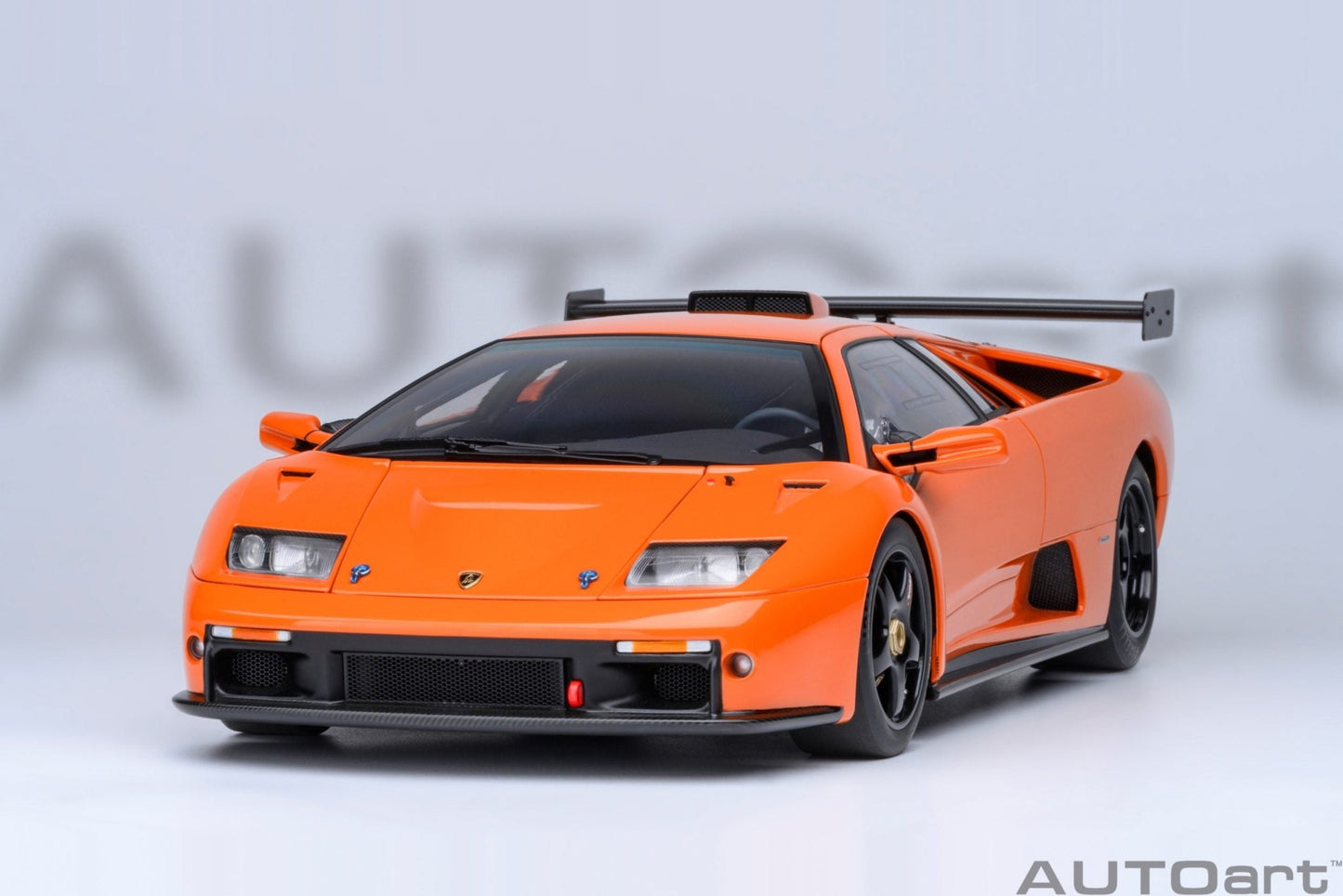 AutoArt Lamborghini Diablo GTR Arancio Ishtar 1:18 Modell
