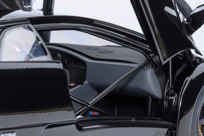 AutoArt Lamborghini Diablo GTR (Deep Black) 1:18 Modell