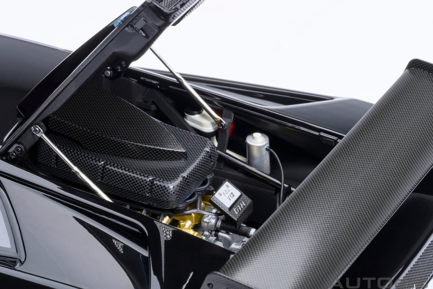 AutoArt Lamborghini Diablo GTR (Deep Black) 1:18 Modell