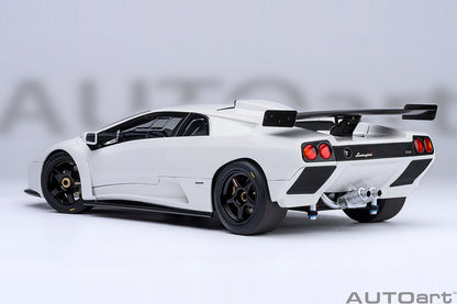 AutoArt Lamborghini Diablo GTR (Impact White) 1:18 Modell