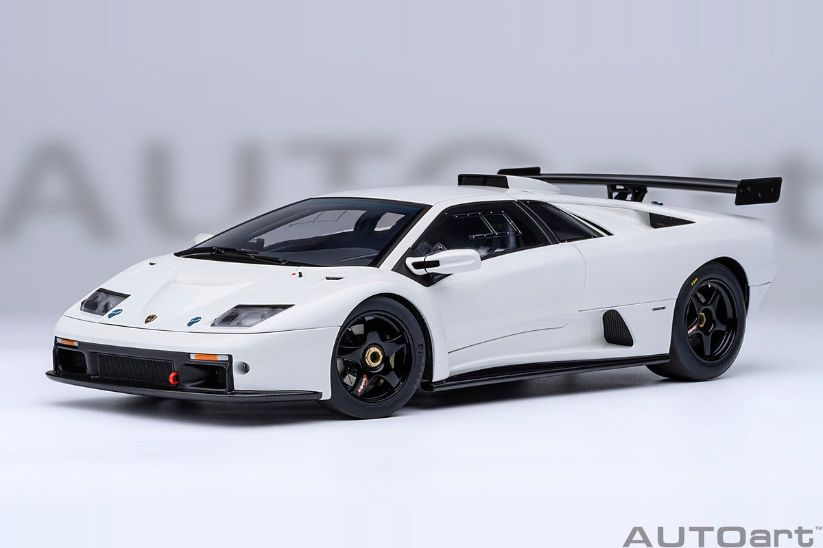AutoArt Lamborghini Diablo GTR (Impact White) 1:18 model
