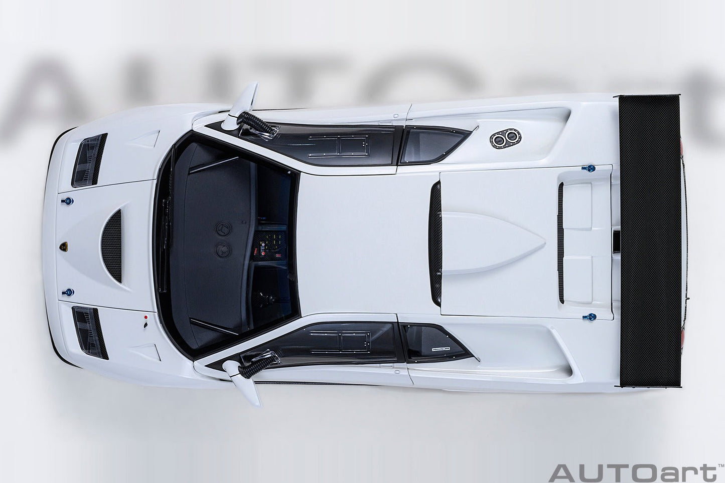 AutoArt Lamborghini Diablo GTR (Impact White) 1:18 Modell
