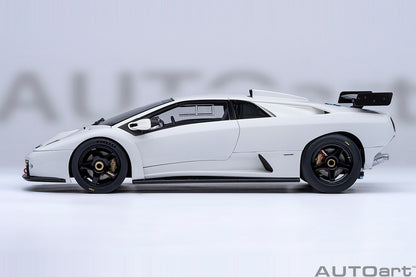 AutoArt Lamborghini Diablo GTR (Impact White) 1:18 Modell