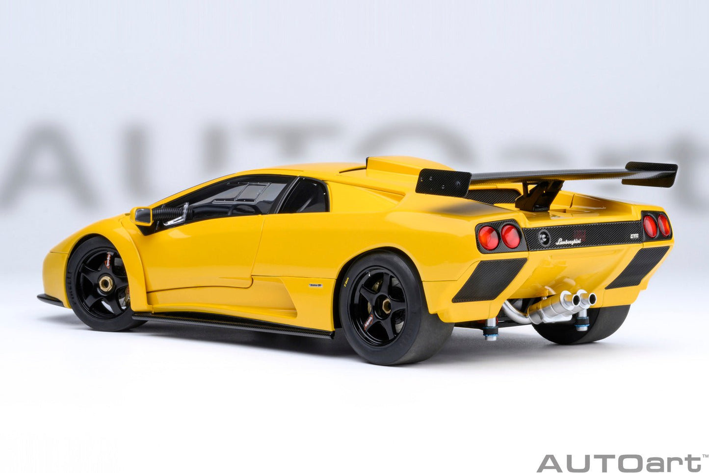 AutoArt Lamborghini Diablo GTR (Superfly Yellow) 1:18 Modell
