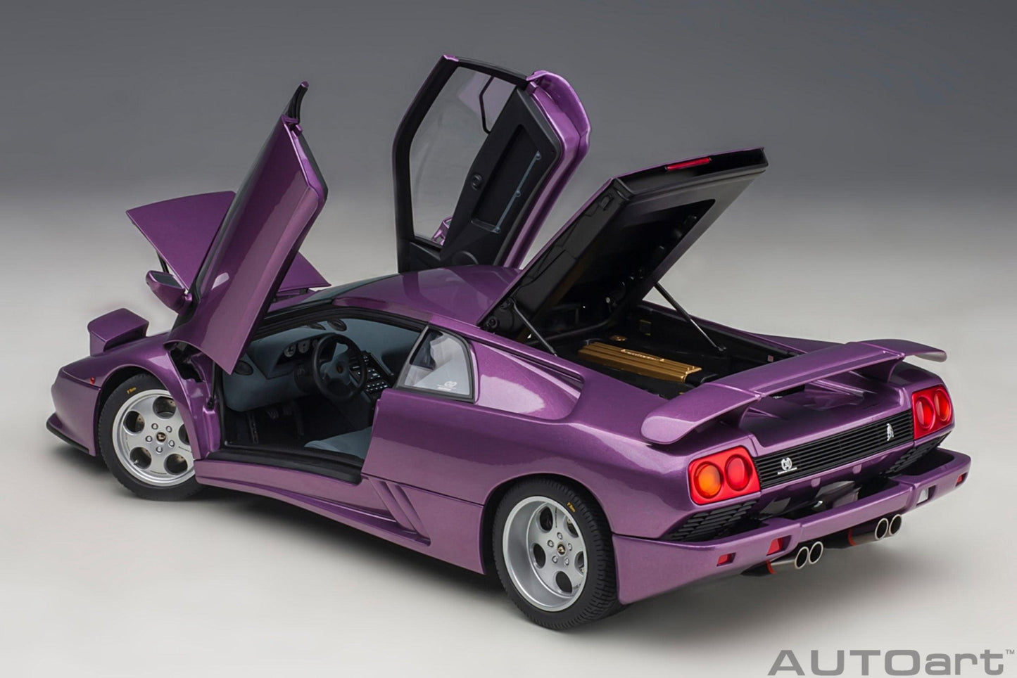 AutoArt Lamborghini Diablo SE 30th Anniversary Edition - Viola SE30 1:18 Modell - Artexio