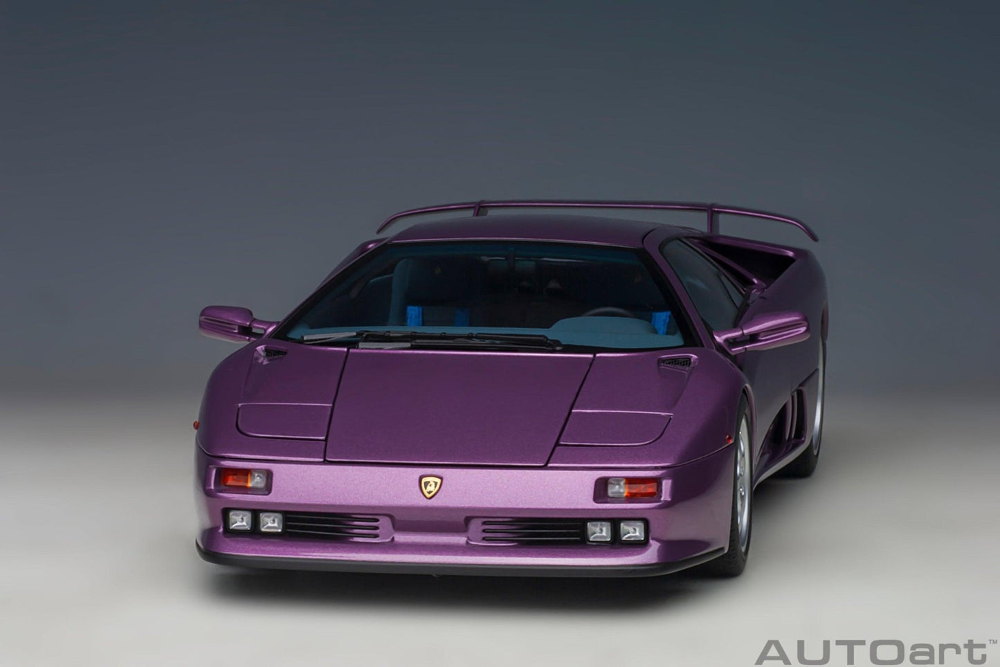 AutoArt Lamborghini Diablo SE 30th Anniversary Edition - Viola SE30 1:18 Modell - Artexio