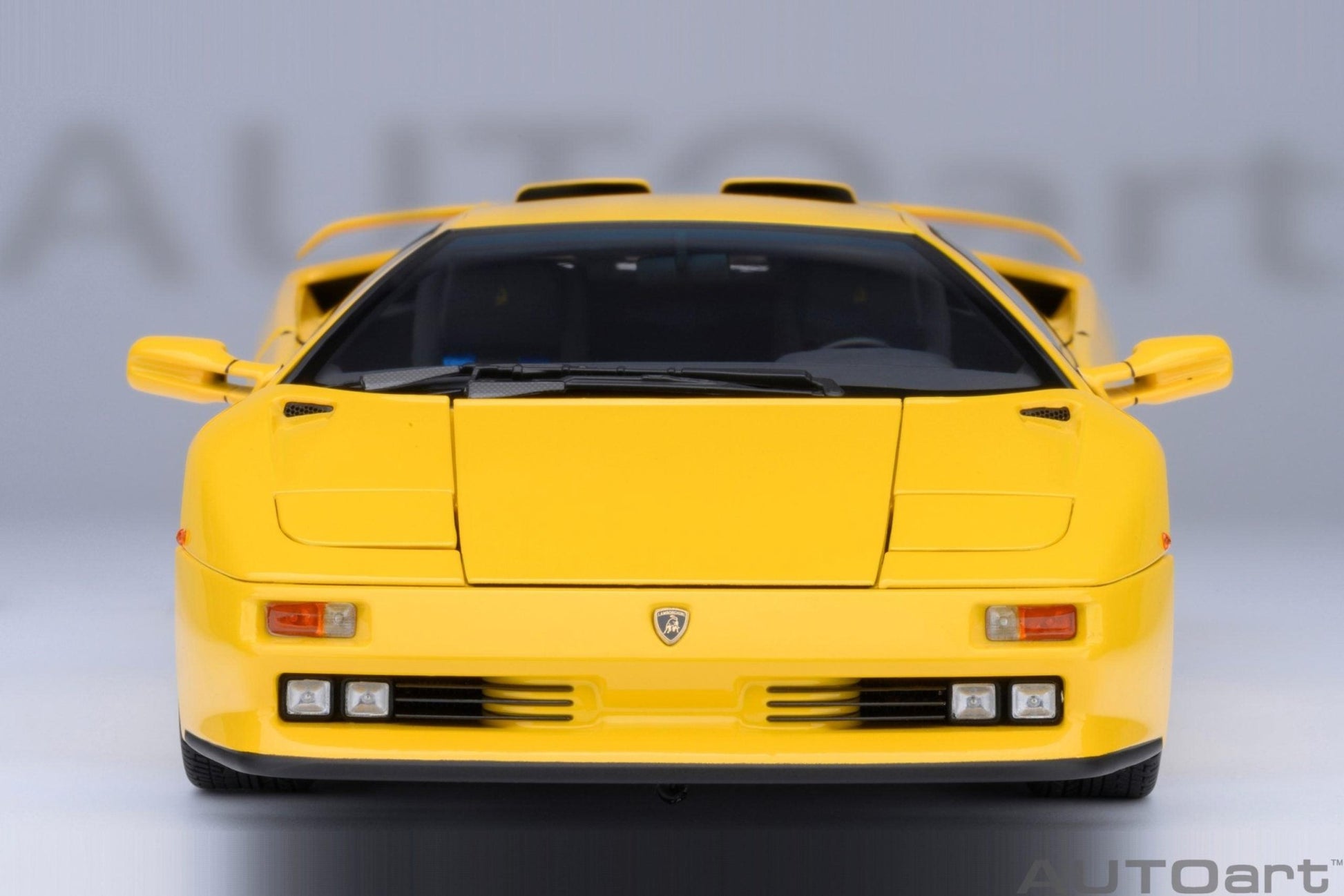 AutoArt Lamborghini Diablo SE JOTA - Superfly Yellow 1:18 Modell - Artexio