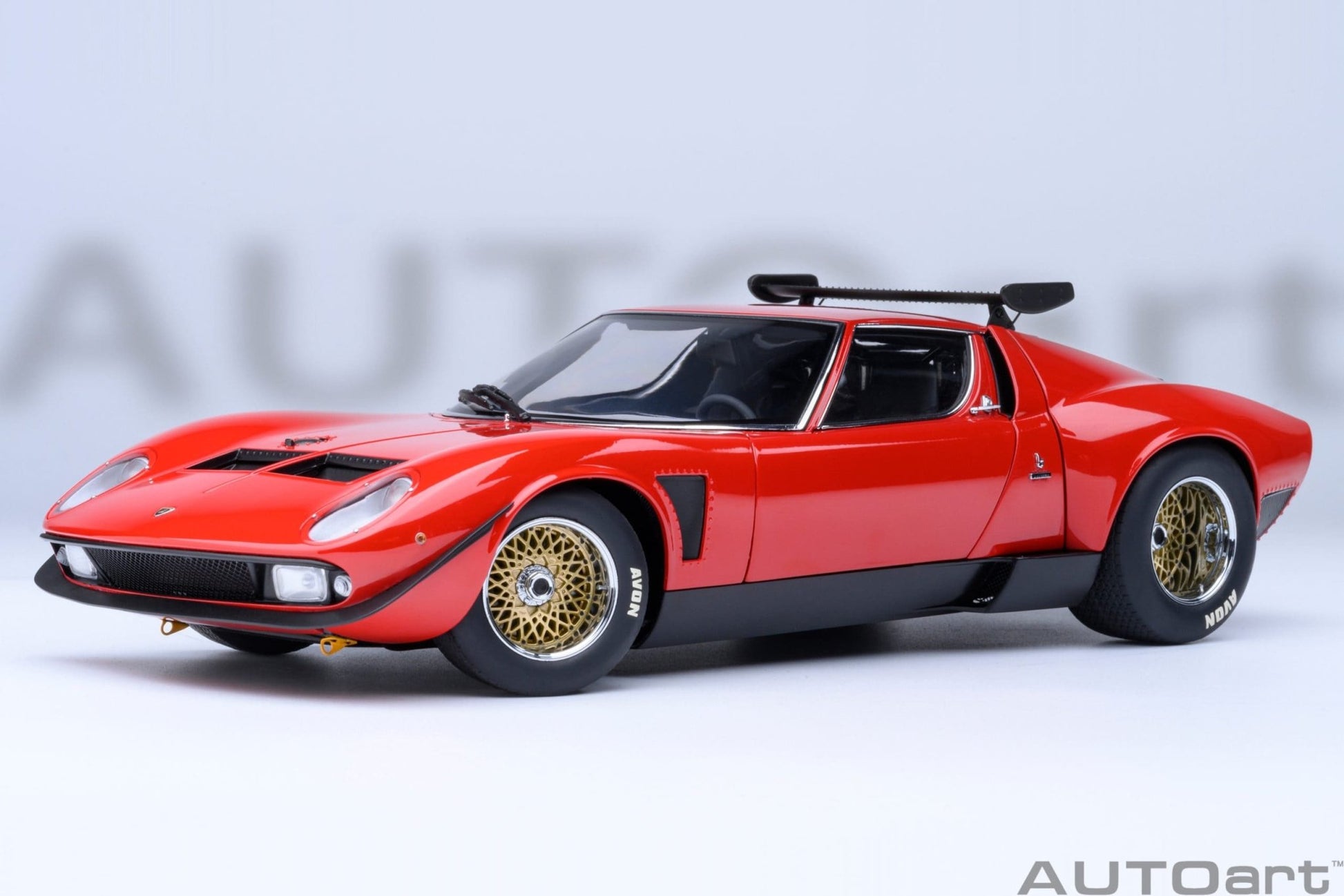 AutoArt Lamborghini Miura JOTA SVR Red 1:18 Modell