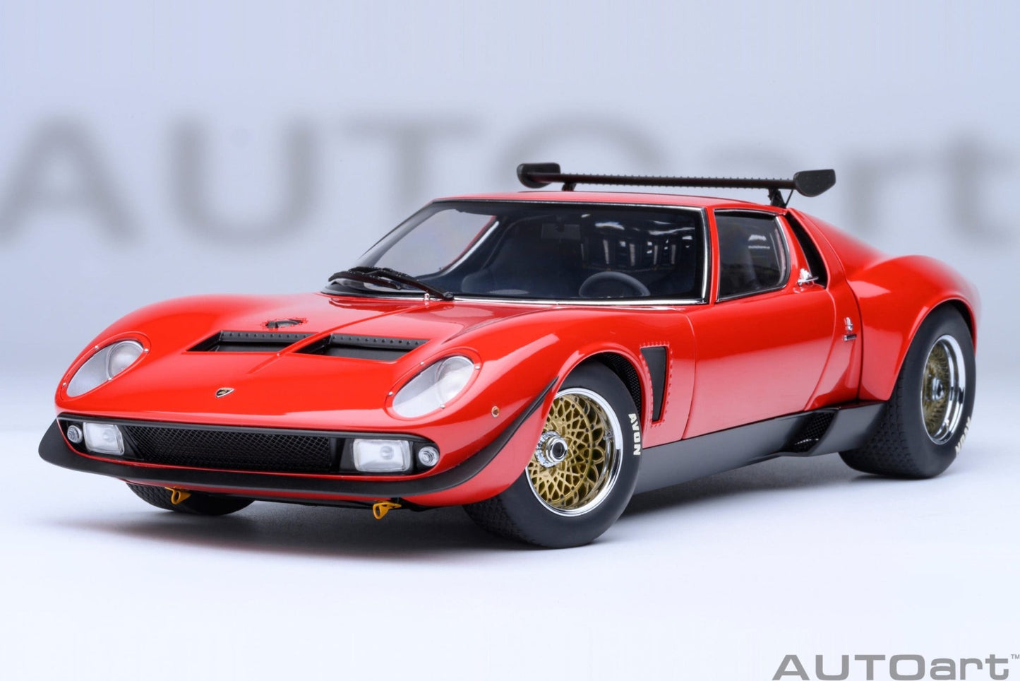 AutoArt Lamborghini Miura JOTA SVR Red 1:18 Modell