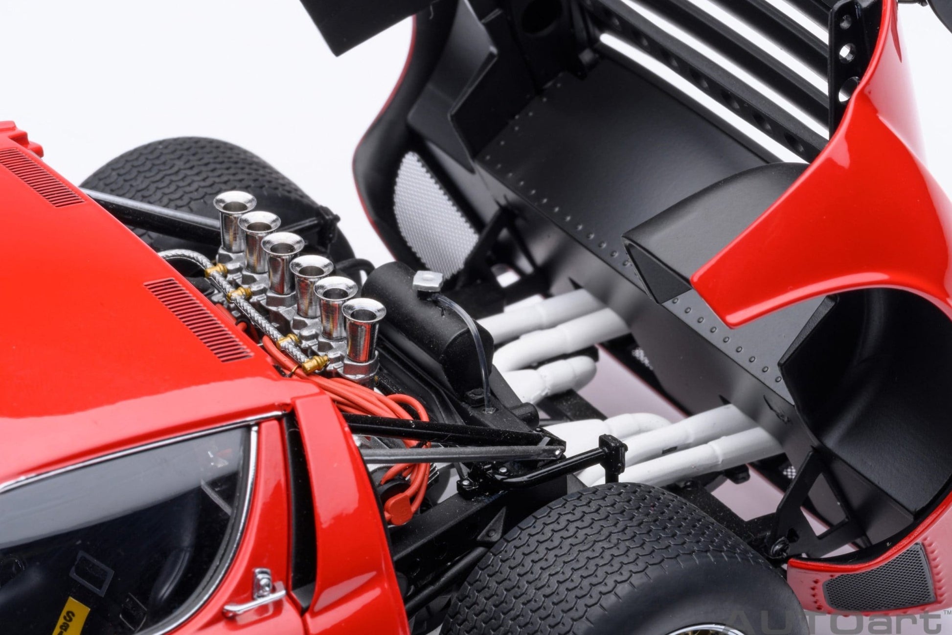 AutoArt Lamborghini Miura JOTA SVR Red 1:18 Modell