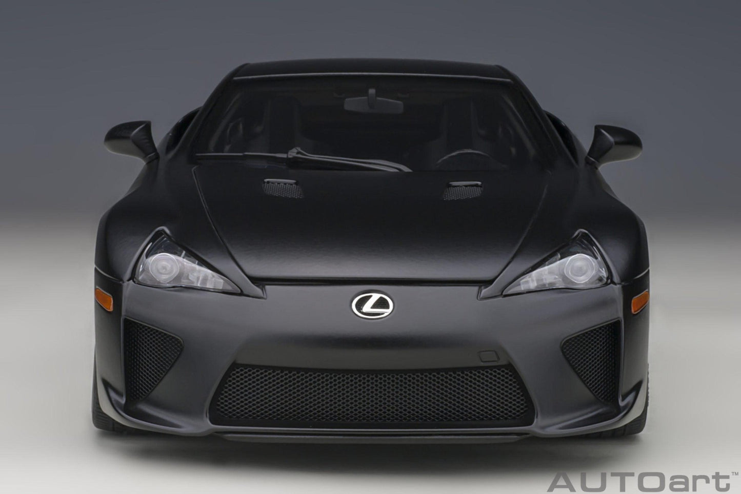 AutoArt Lexus LFA - Matt Black 1:18 Modell - Artexio