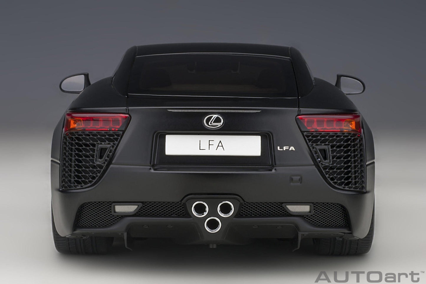 AutoArt Lexus LFA - Matt Black 1:18 Modell - Artexio