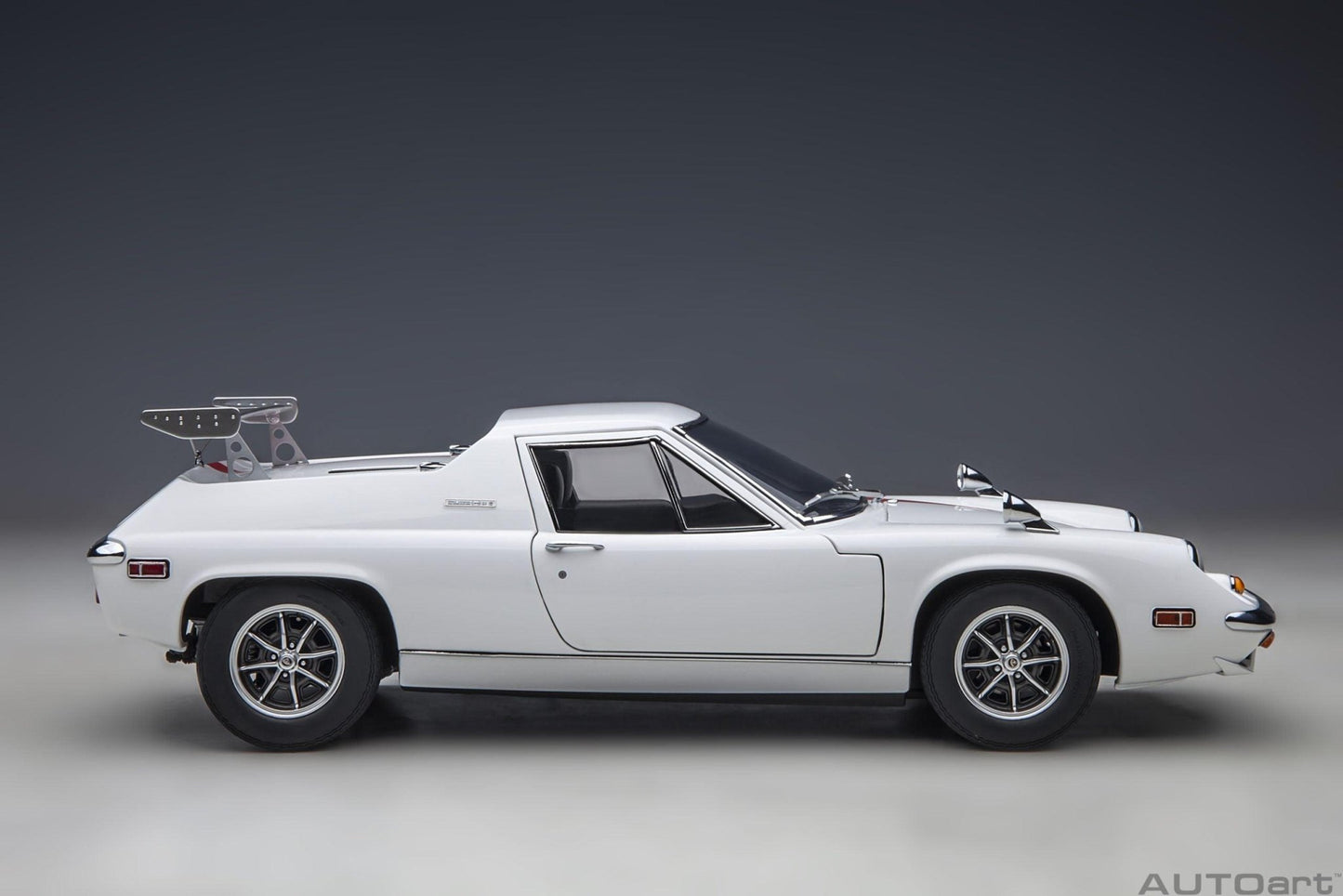 AutoArt Lotus Europa Special THE CIRCUIT WOLF 1:18 Modell - Artexio