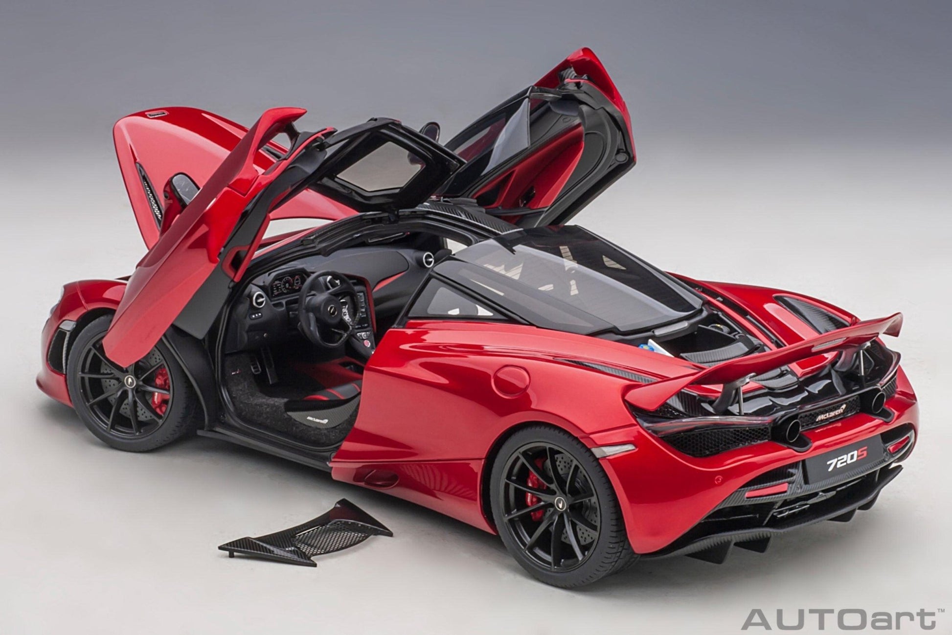 AutoArt McLaren 720S - Memphis Red 1:18 Modell - Artexio