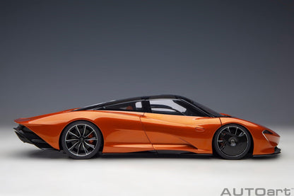 AutoArt McLaren Speedtail - Volcano Orange 1:18 Modell - Artexio