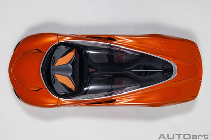 AutoArt McLaren Speedtail - Volcano Orange 1:18 Modell - Artexio