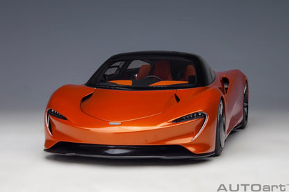 AutoArt McLaren Speedtail - Volcano Orange 1:18 Modell - Artexio