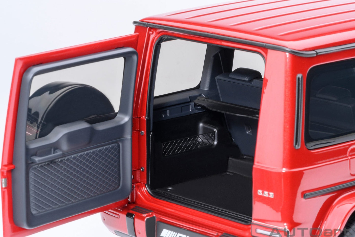 AutoArt Mercedes - AMG G63 2019 (Designo Cardinal Red Metallic) 1:18 Modell
