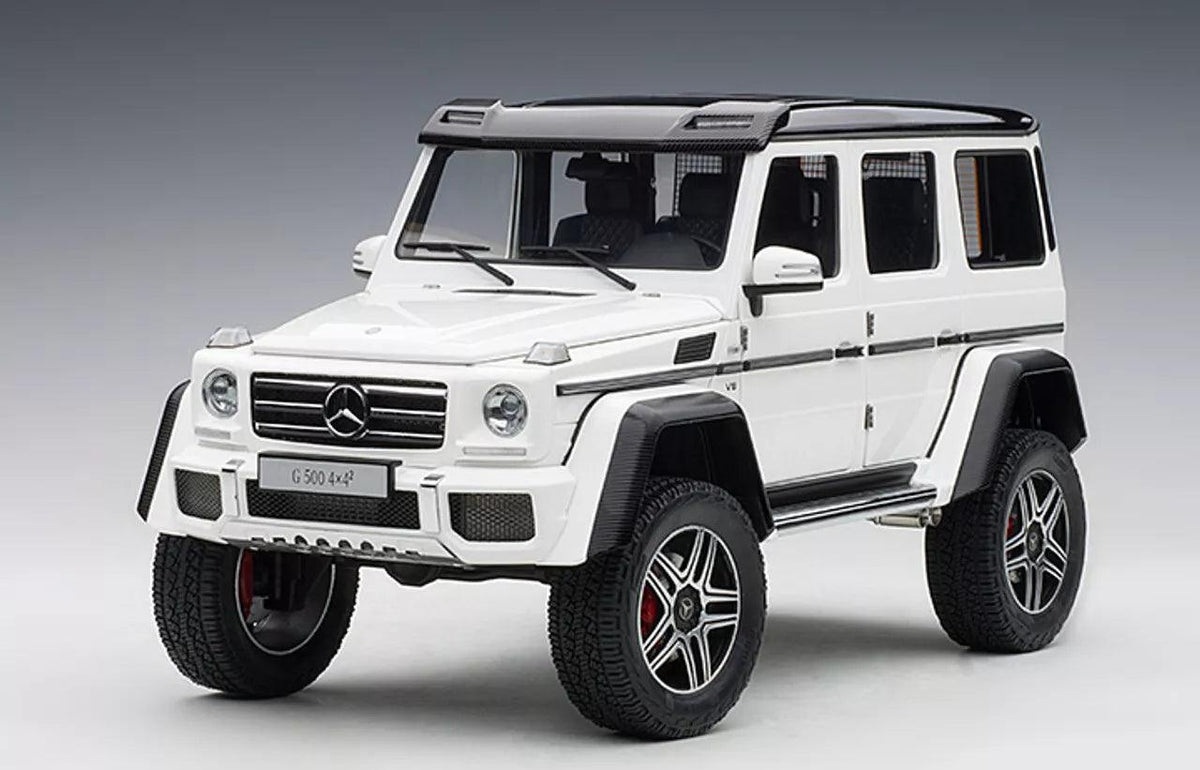 AutoArt Mercedes-Benz G500 4x4² 2016 - Gloss White 1:18 Modell