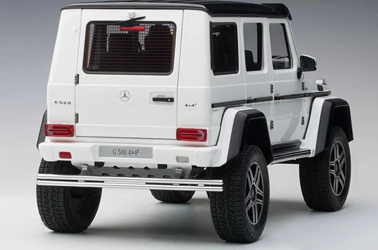 AutoArt Mercedes - Benz G500 4x4² 2016 - Gloss White 1:18 Modell - Artexio