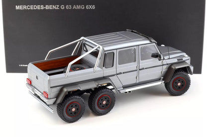 AutoArt Mercedes - Benz G63 AMG 6x6 - Designo Platinum Magno 1:18 Modell - Artexio