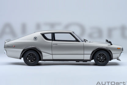 AutoArt Nissan Skyline 2000 GT-R (KPGC110) Tuned version Silver 1:18 Modell