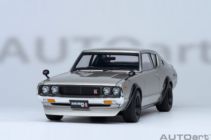 AutoArt Nissan Skyline 2000 GT-R (KPGC110) Tuned version Silver 1:18 Modell
