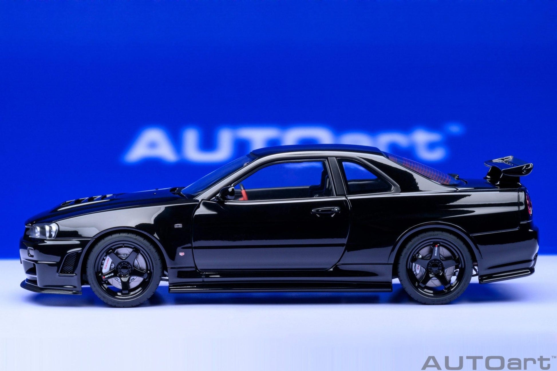 AutoArt Nissan Skyline GT - R (R34) Z - tune - Black Pearl 1:18 Modell - Artexio