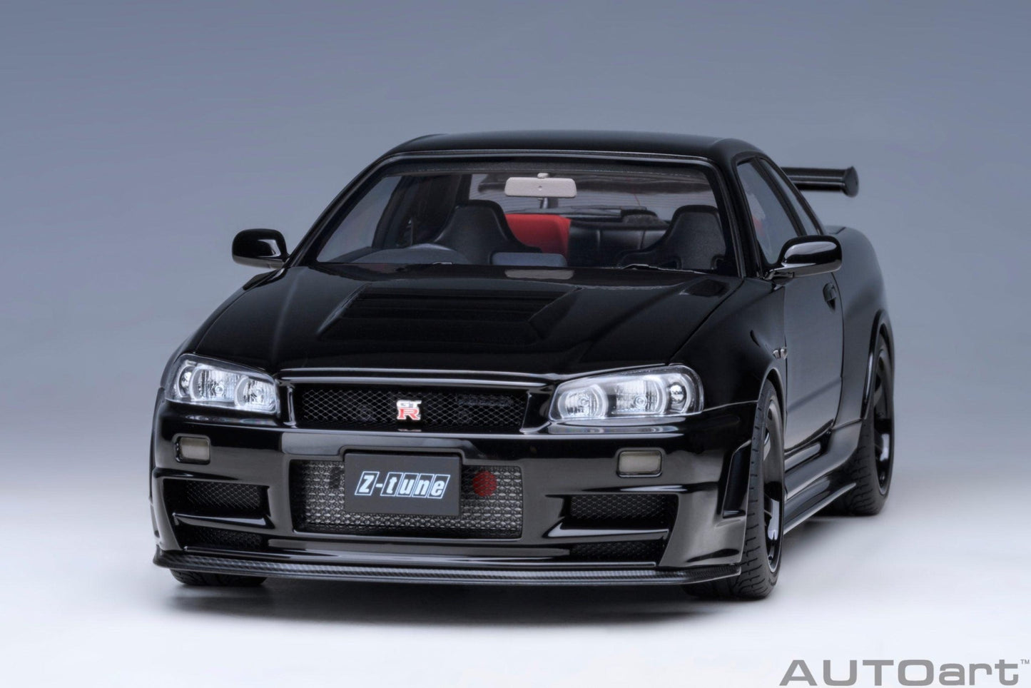 AutoArt Nissan Skyline GT - R (R34) Z - tune - Black Pearl 1:18 Modell - Artexio