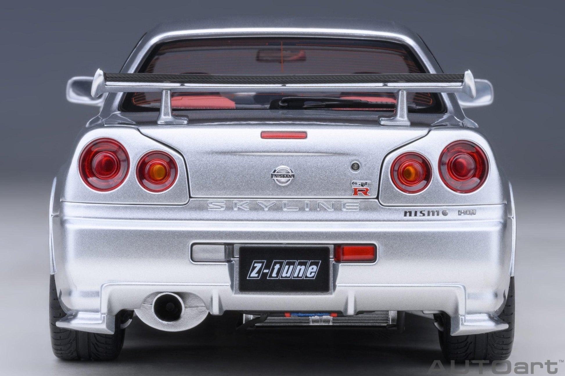 AutoArt Nissan Skyline GT - R (R34) Z - tune - Z - tune Silver 1:18 Modell - Artexio