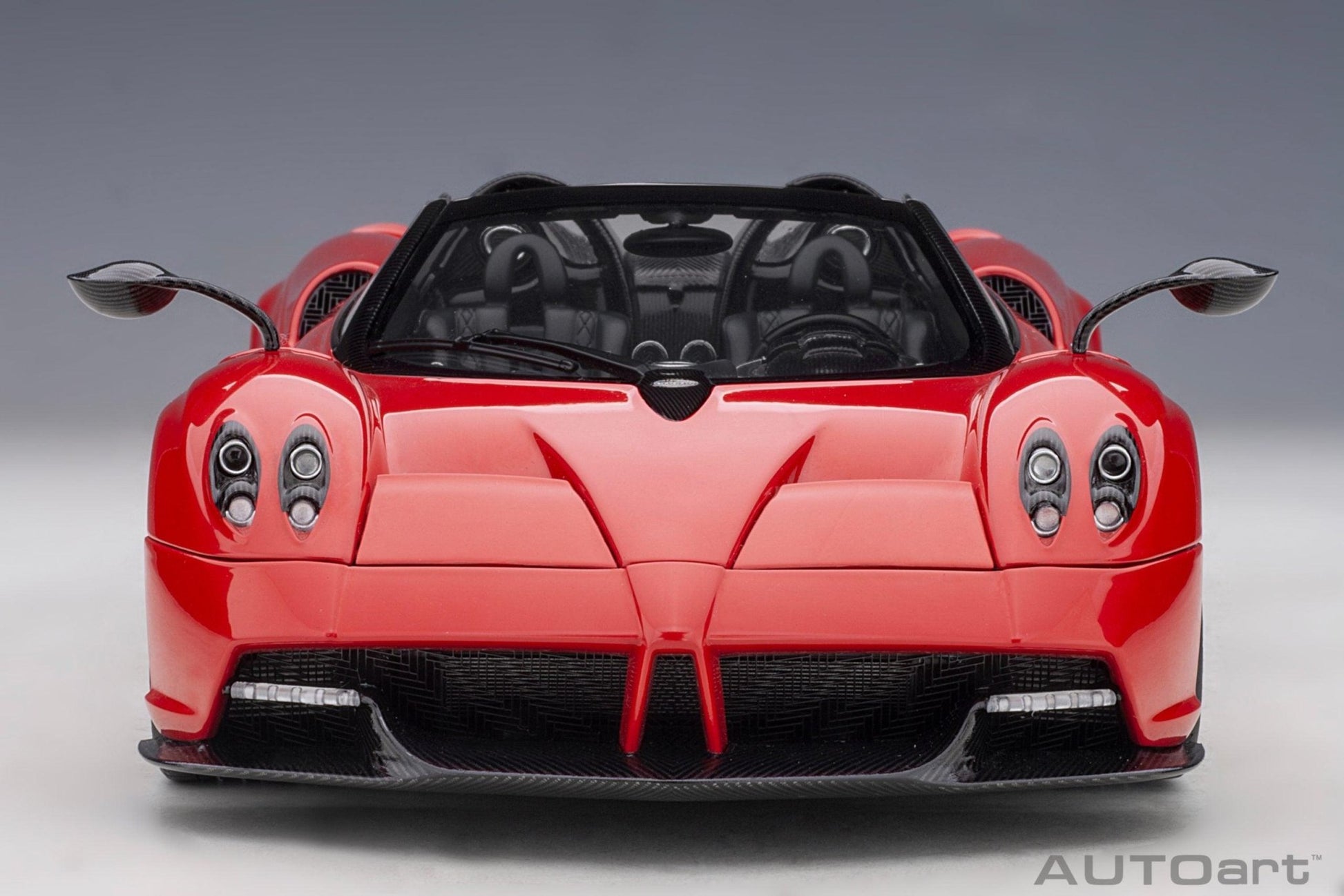 AutoArt Pagani Huayra Roadster - Rosso Monza 1:18 Modell - Artexio