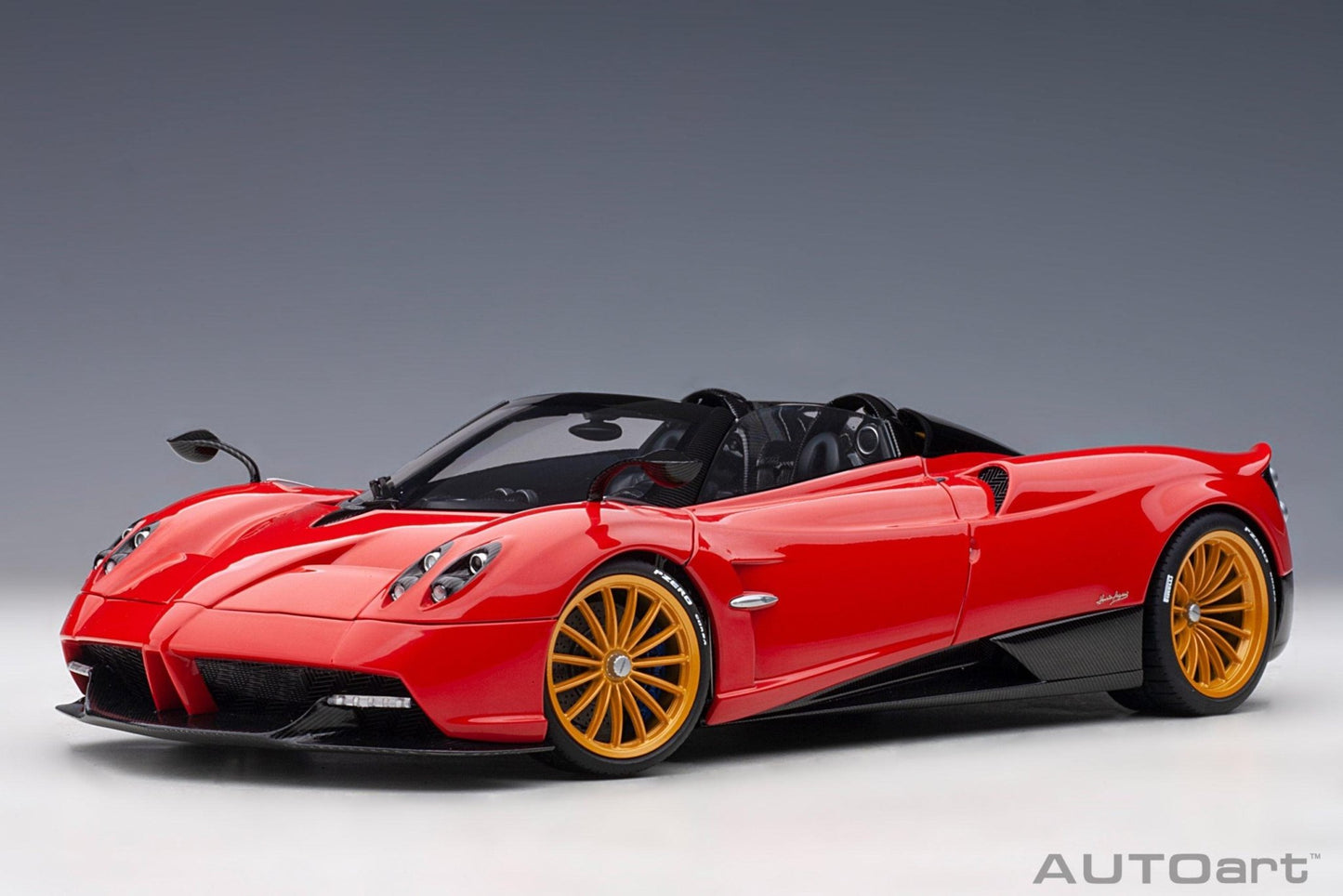 AutoArt Pagani Huayra Roadster - Rosso Monza 1:18 Modell - Artexio