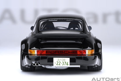 AutoArt Porsche 911 930 Turbo Wangan Midnight Blackbird 1:18 Modell