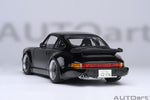 AutoArt Porsche 911 930 Turbo Wangan Midnight Blackbird 1:18 Modell