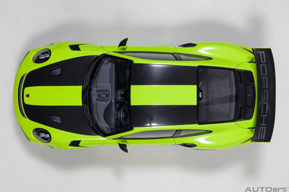 AutoArt Porsche 911 (991.2) GT2 RS Weissach Package - Acid Green 1:18 Modell - Artexio