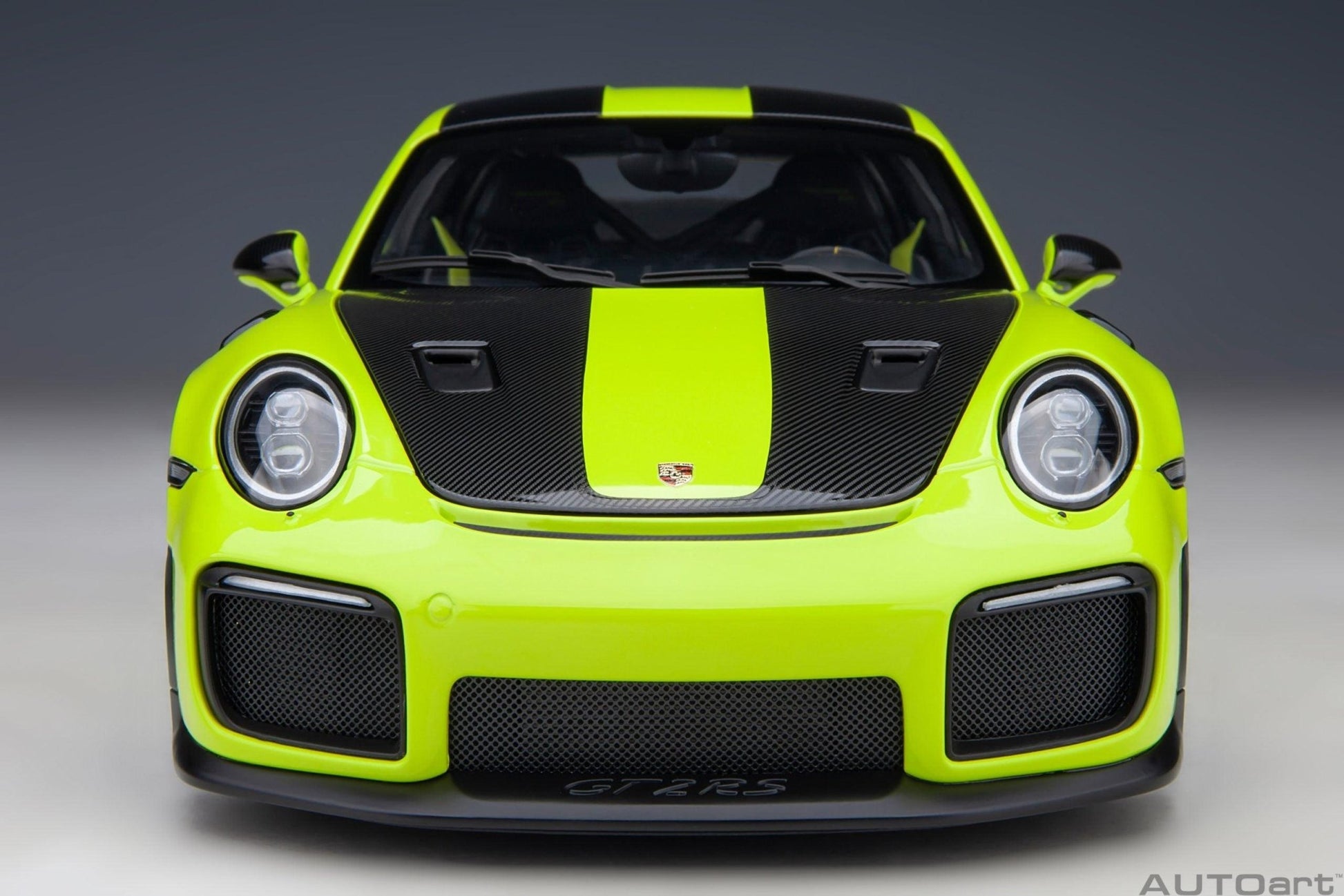 AutoArt Porsche 911 (991.2) GT2 RS Weissach Package - Acid Green 1:18 Modell - Artexio