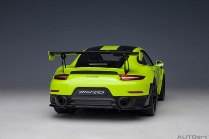 AutoArt Porsche 911 (991.2) GT2 RS Weissach Package - Acid Green 1:18 Modell
