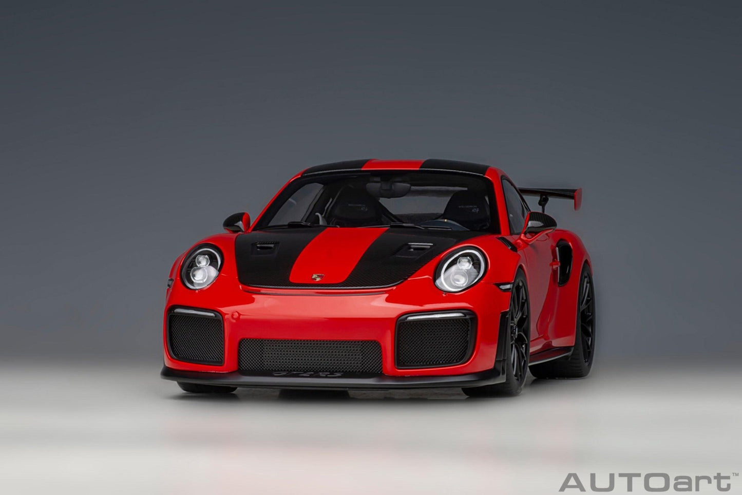 AutoArt Porsche 911 (991.2) GT2 RS Weissach Package - Guards Red 1:18 Modell - Artexio