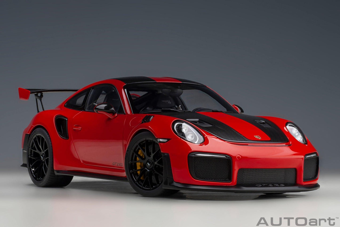 AutoArt Porsche 911 (991.2) GT2 RS Weissach Package - Guards Red 1:18 Modell - Artexio