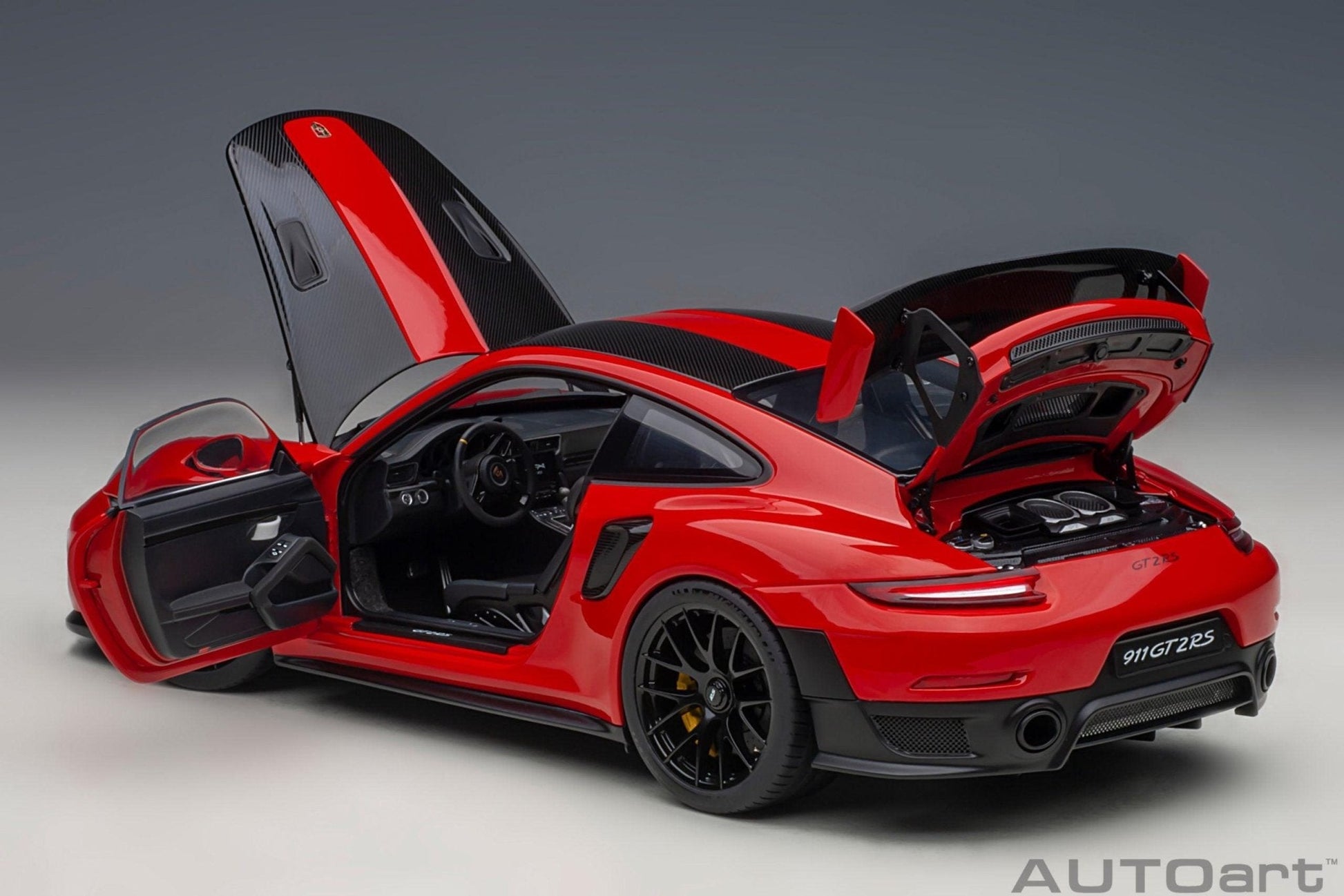 AutoArt Porsche 911 (991.2) GT2 RS Weissach Package - Guards Red 1:18 Modell