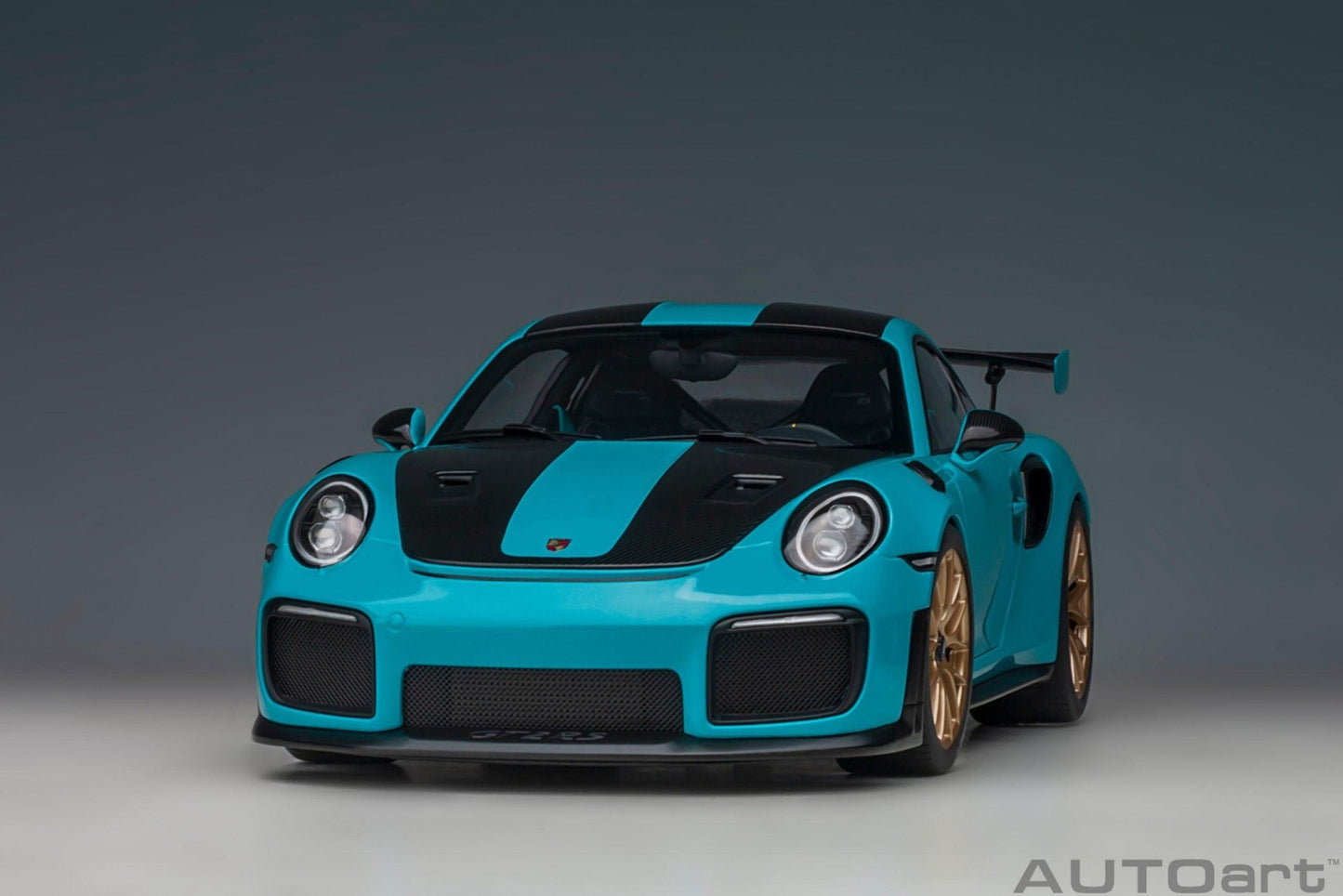 AutoArt Porsche 911 (991.2) GT2 RS Weissach Package - Miami Blue 1:18 Modell - Artexio