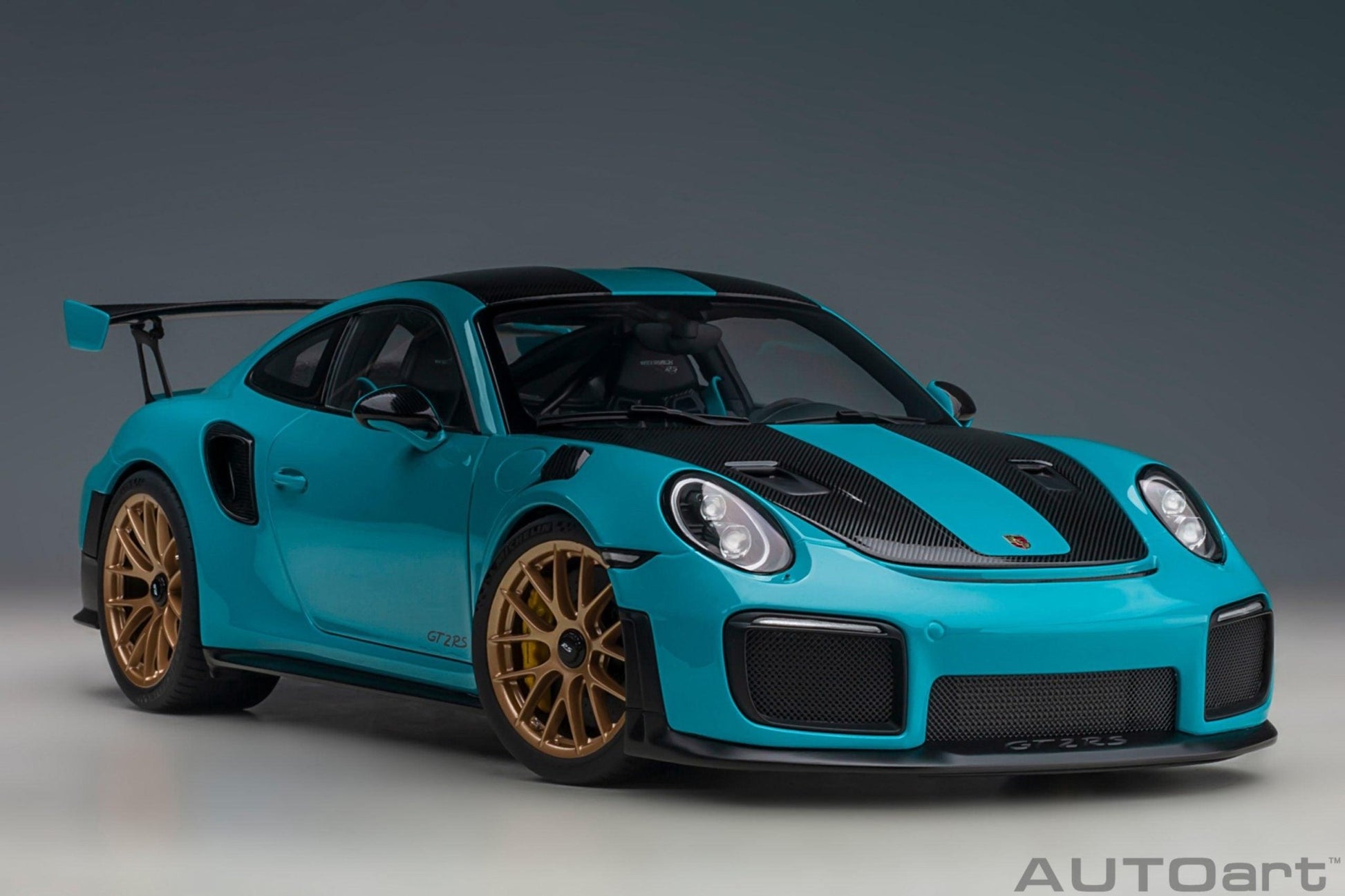 AutoArt Porsche 911 (991.2) GT2 RS Weissach Package - Miami Blue 1:18 Modell - Artexio